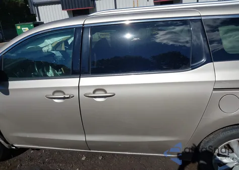 2017 Kia Sedona Ex z USA, uszkodzony, nr VIN KNDMC5C10H6256948